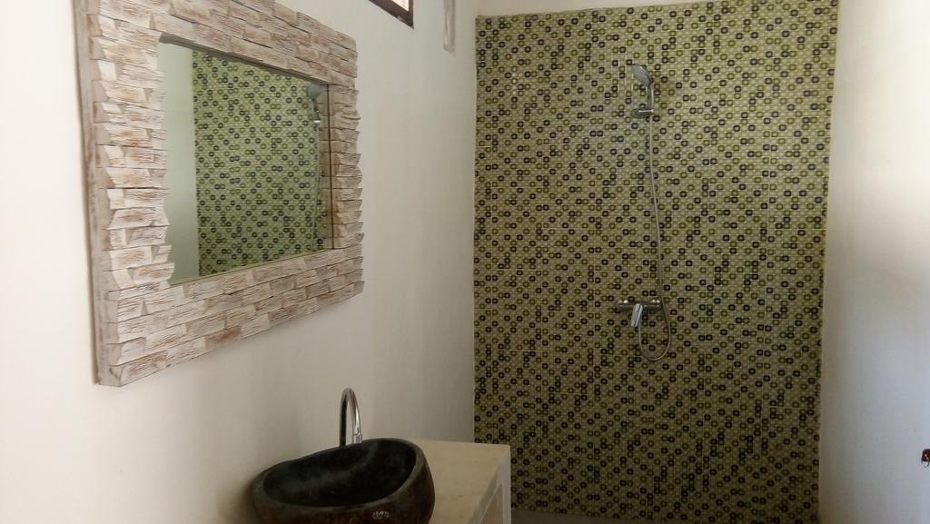 Rumah Cahaya Джили Трауанган Екстериор снимка